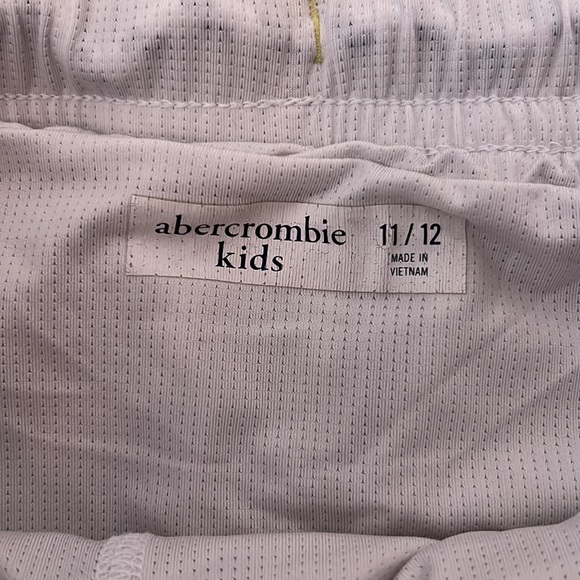 Abercrombie kids 11/12 swim trunks - Picture 3 of 5